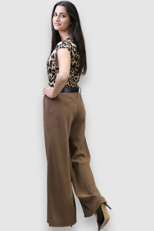 Camel samt hlače Lucy s širokim nogavicama i remenom