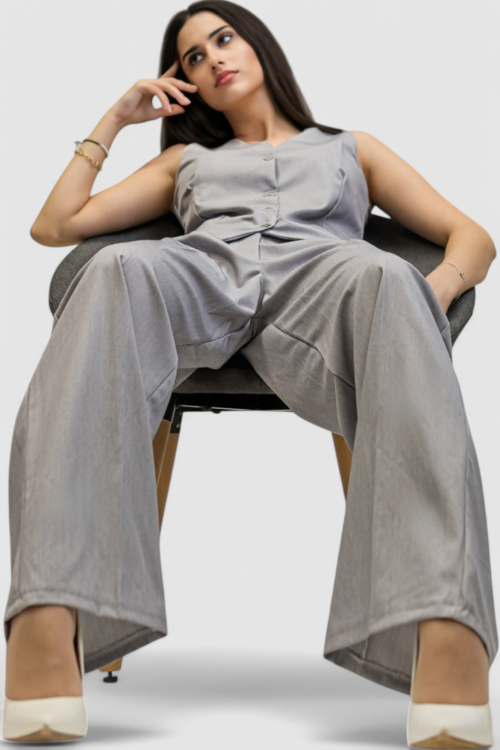 Žensko sivo odijelo sa prslukom Chantal