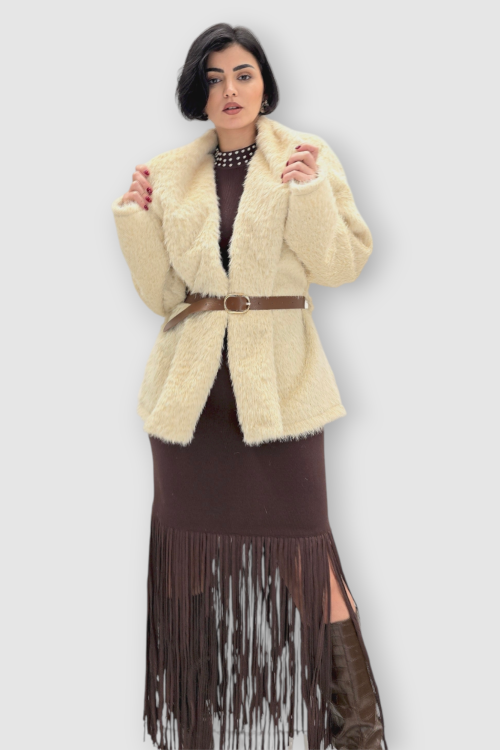 Bež lagana jakna Emma od umjetnog krzna sa pojasom