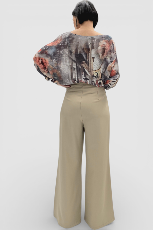 Bež široke hlače Ivanna s efektom preklopa na jednu nogavicu  i integriranim remenom