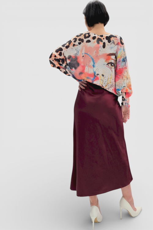 Satenska suknja Isolde u bordo boji s diskretnim sjajem