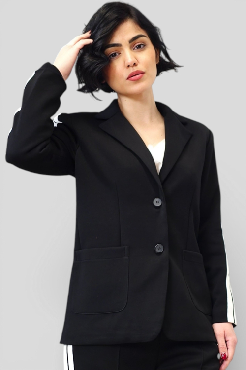 Žensko crno moderno odijelo sa trakama Caprice