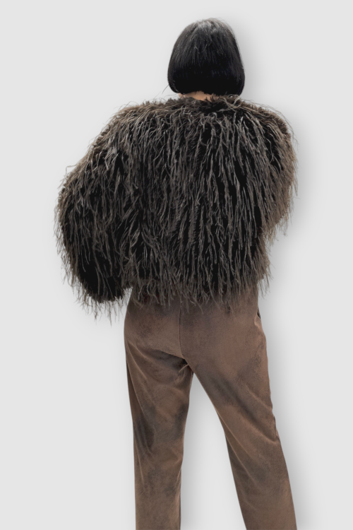 Ženska smeđa kratka čupava trendi jakna Edith