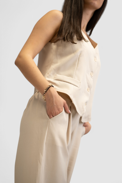 Žensko bež odijelo sa prslukom Chantal