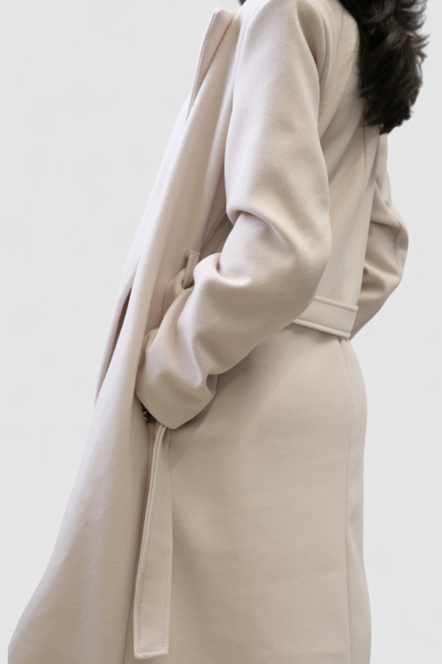 Ženski elegantni dugi bež kaput Fenton s remenom