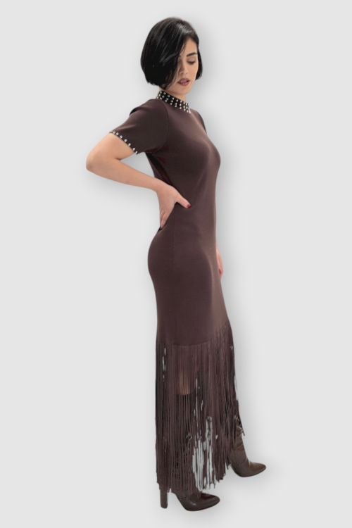 Elegantna smeđa vintage boemska haljina Cornelia sa resama na rubovima i perlicama na dekolteu