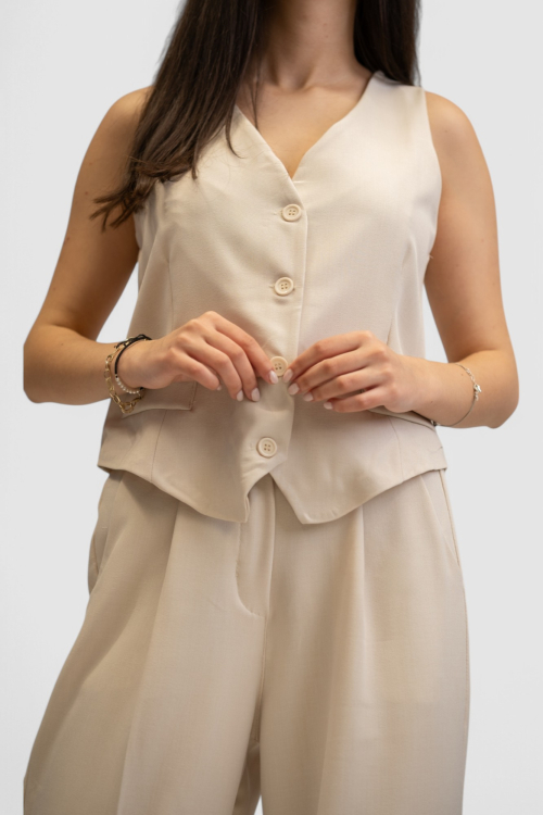 Žensko bež odijelo sa prslukom Chantal